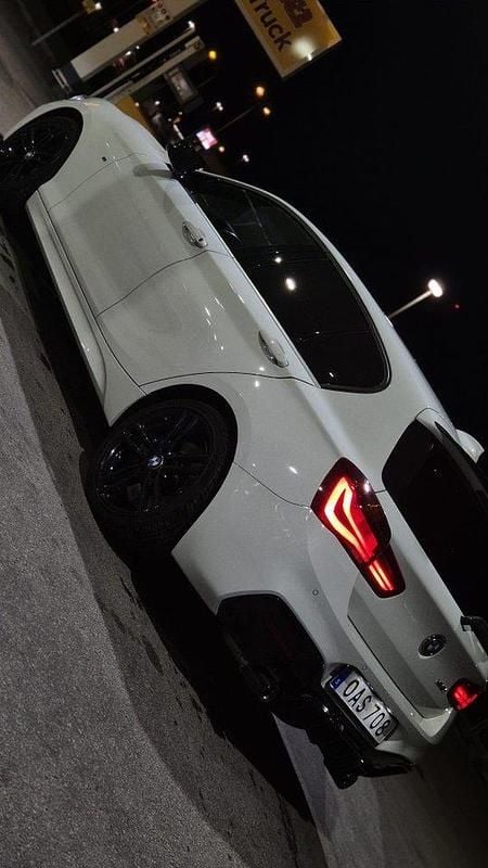 Vit Begagnad 2019 BMW 125 M Sport Halvkombi | 260 900 kr - Bild 1/4