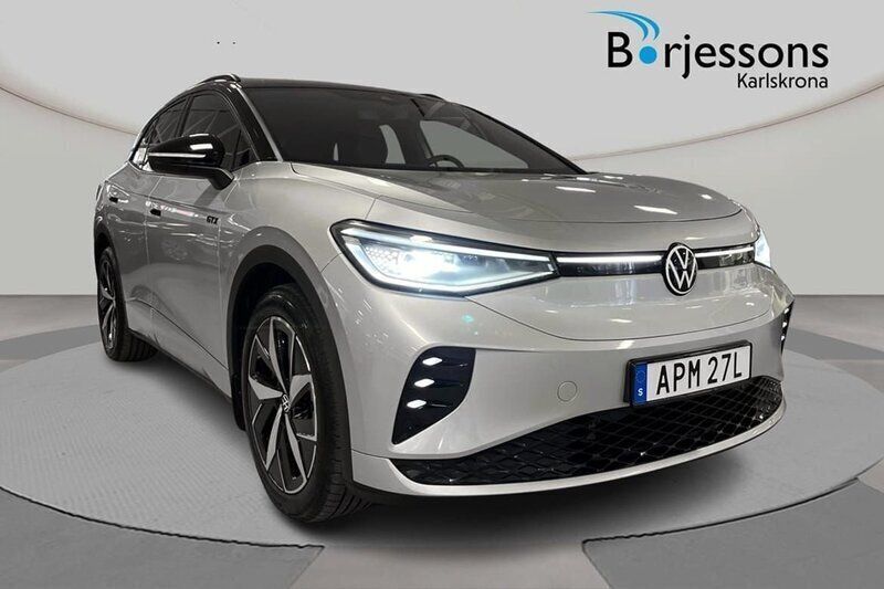 Silver Begagnad 2023 VW ID.4 GTX SUV | 439 000 kr (Marknadspris) - Bild 1/4