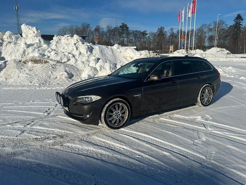 Begagnad BMW 530 258 HK (189 kW) 2012 Kombi