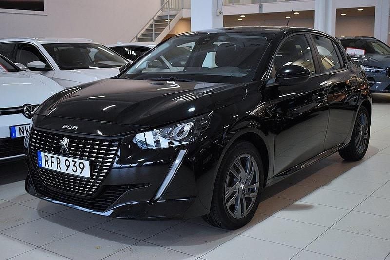 Svart Begagnad 2022 Peugeot 208 Active Halvkombi | 169 000 kr (Marknadspris) - Bild 1/4