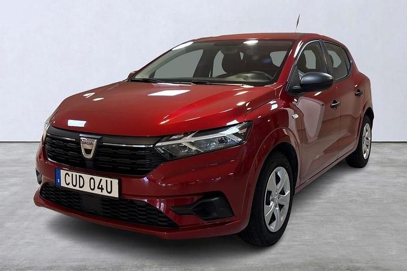 Röd Begagnad 2022 Dacia Sandero Essentiel Halvkombi | 124 900 kr (Marknadspris) - Bild 1/4