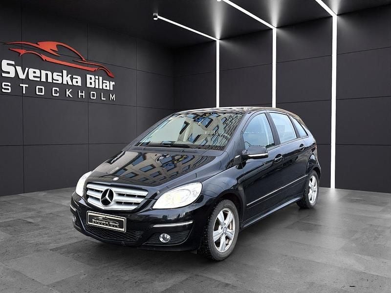 Begagnad Mercedes B180 116 HK (85 kW) 2011 Svart Minibuss