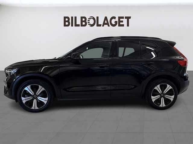 Begagnad Volvo XC40 Plus 185 kW (252 HK) 2022 Svart SUV