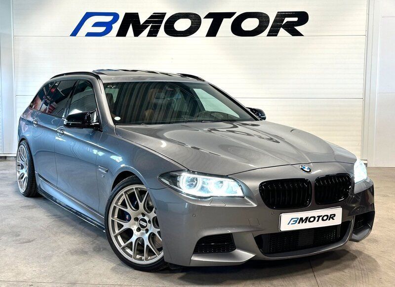 Grå Begagnad 2016 BMW M550 M Sport Sedan | 359 900 kr (Bra pris) - Bild 1/4