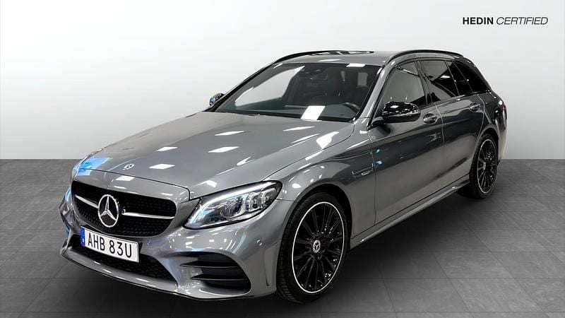 Grå (grey) Begagnad 2021 Mercedes C220 AMG line Kombi | 309 500 kr (Superpris) - Bild 1/4