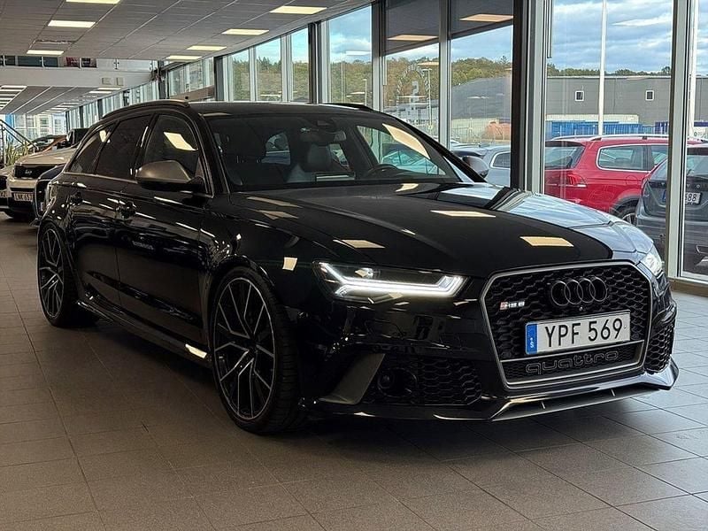Svart Begagnad 2018 Audi RS6 Performance Kombi | 719 900 kr (Superpris) - Bild 1/4