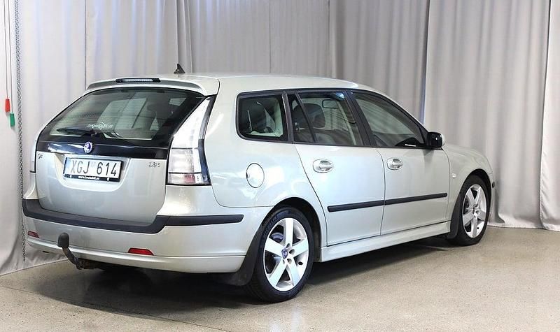 Begagnad Saab 9-3 150 HK (110 kW) 2005 Ljusgul Kombi
