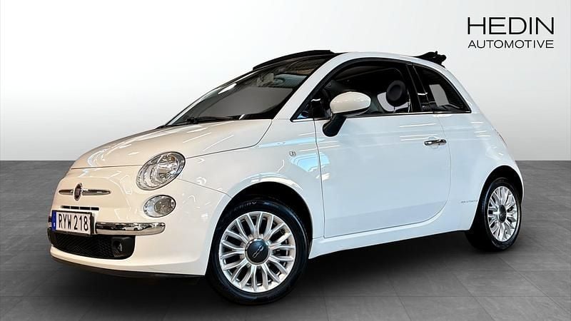Vit (white) Begagnad 2015 Fiat 500 Halvkombi | 89 900 kr (Marknadspris) - Bild 1/4
