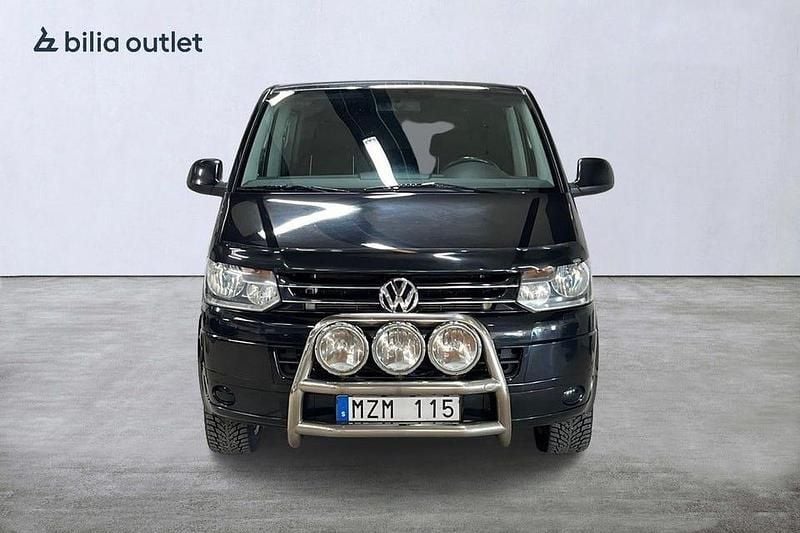 Begagnad VW Multivan 140 HK (102 kW) 2013 Svart