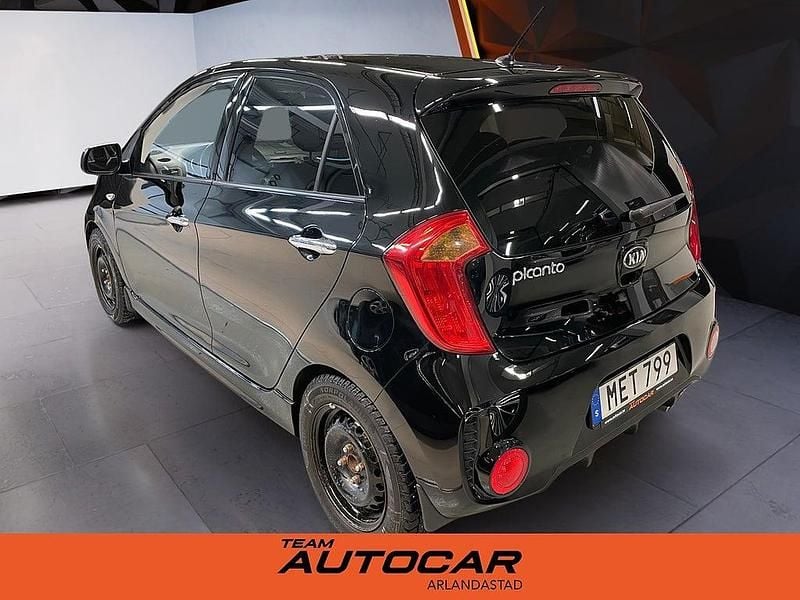 Begagnad Kia Picanto 86 HK (63 kW) 2015 Svart Halvkombi