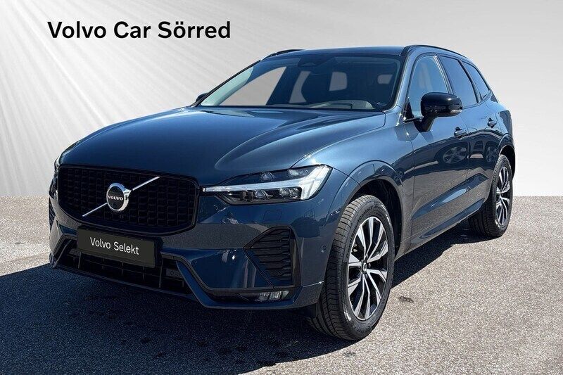 Blå Begagnad 2023 Volvo XC60 Plus SUV | 459 900 kr (Marknadspris) - Bild 1/3