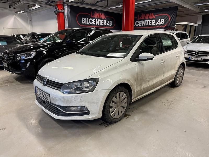 Vit Begagnad 2014 VW Polo Halvkombi | 74 500 kr (Marknadspris) - Bild 1/4