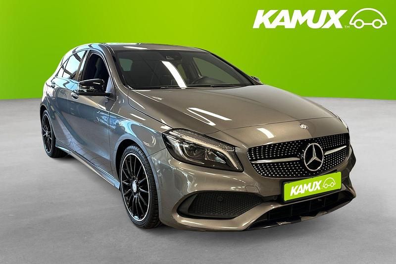 Grå Begagnad 2016 Mercedes A180 | 159 800 kr - Bild 1/3