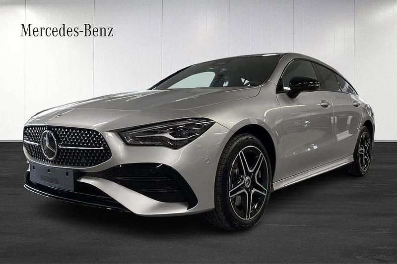 Begagnad Mercedes CLA250e Shooting Brake Advanced Plus 218 HK (160 kW) 2024 Silver Kombi