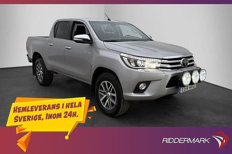 Silver Begagnad 2016 Toyota HiLux Pickup | 309 800 kr - Bild 1/3
