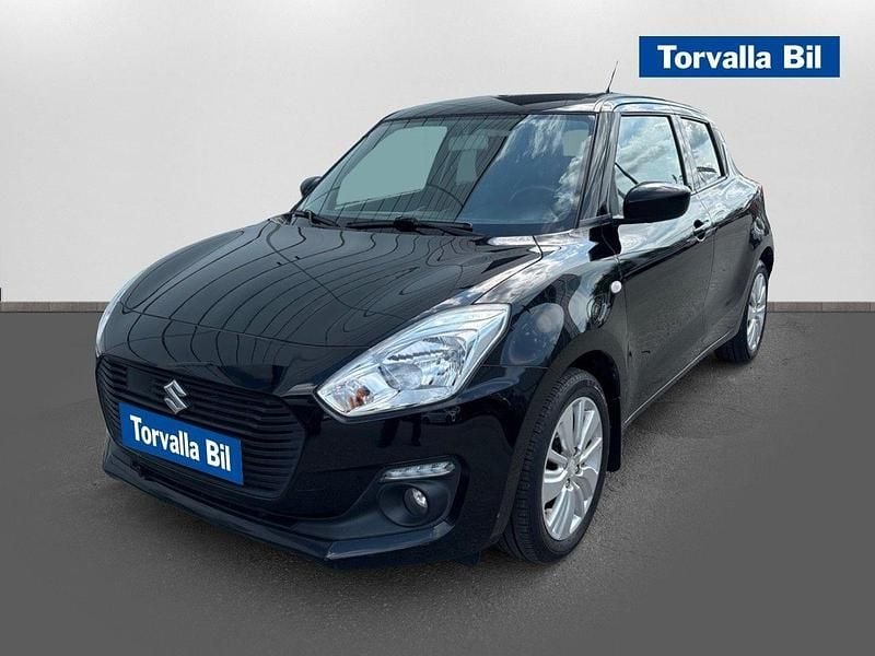 Svart Begagnad 2018 Suzuki Swift Halvkombi | 128 900 kr (Marknadspris) - Bild 1/4