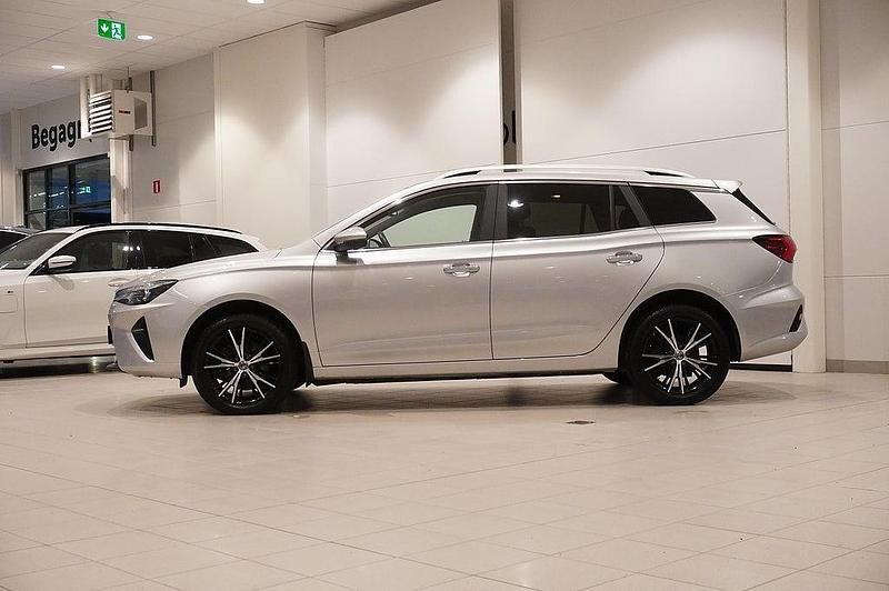 Begagnad MG MG5 EV Luxury 2022 Grå Kombi