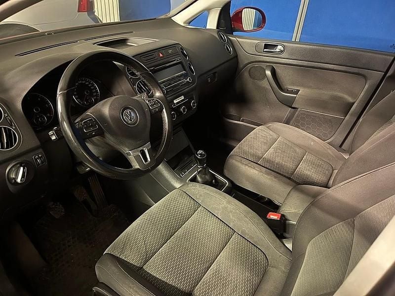 Begagnad VW Golf VII 105 HK (77 kW) 2012 Röd Halvkombi