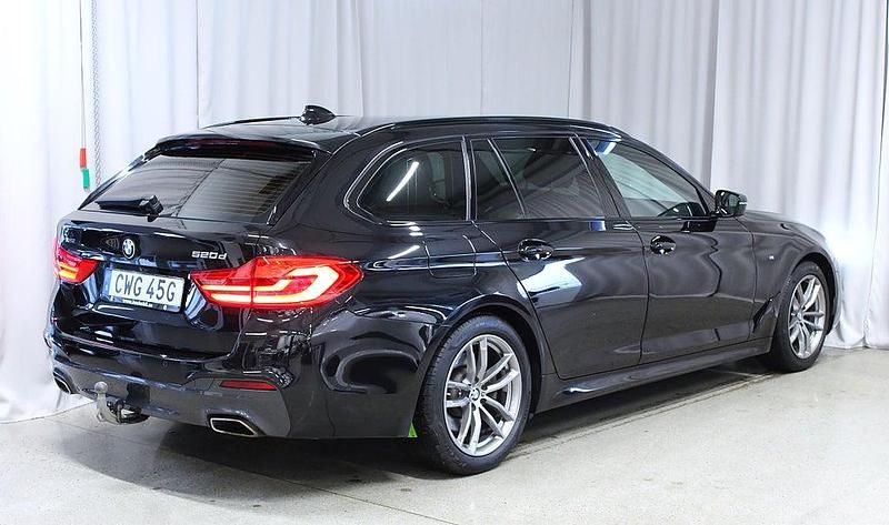 Begagnad BMW 520 M Sport 191 HK (140 kW) 2019 Svart Kombi