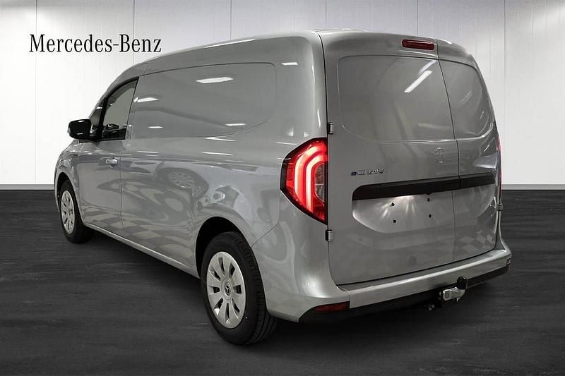 Begagnad Mercedes eCitan 91 kW (124 HK) 2023 Silver Van