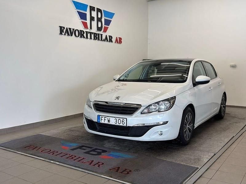 Vit Begagnad 2013 Peugeot 308 Active Halvkombi | 64 900 kr (Marknadspris) - Bild 1/4