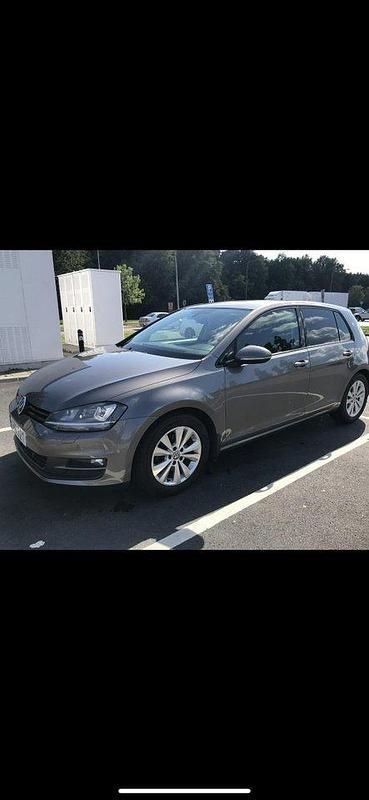 Grå Begagnad 2014 VW Golf VII Halvkombi | 55 000 kr (Superpris) - Bild 1/4