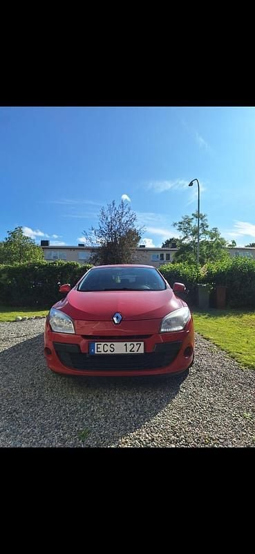 Begagnad Renault Mégane III 90 HK (66 kW) 2011