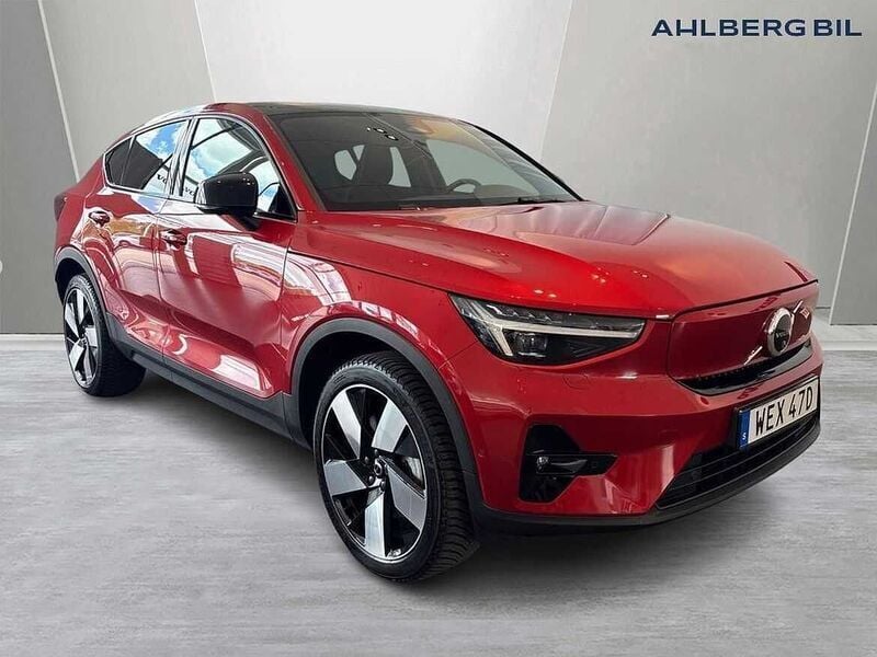 Röd Begagnad 2023 Volvo EC40 Ultimate SUV | 484 500 kr (Marknadspris) - Bild 1/3