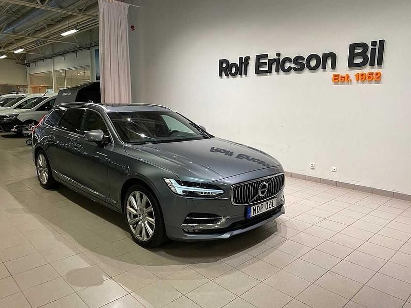 Grå Begagnad 2018 Volvo V90 Inscription Kombi | 289 500 kr (Marknadspris) - Bild 1/4
