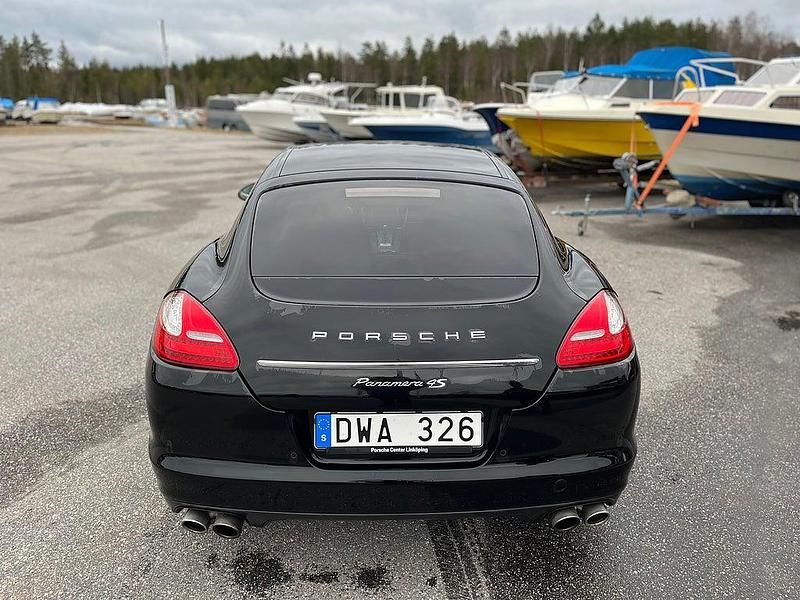Begagnad Porsche Panamera 2012 Halvkombi