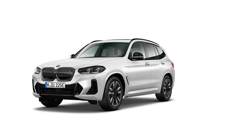 Mineralvit metallic Begagnad 2024 BMW iX3 Shadowline SUV | 574 500 kr (Bra pris) - Bild 1/4