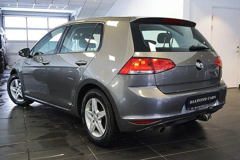 Begagnad VW Golf VII 106 HK (77 kW) 2014 Grå Halvkombi