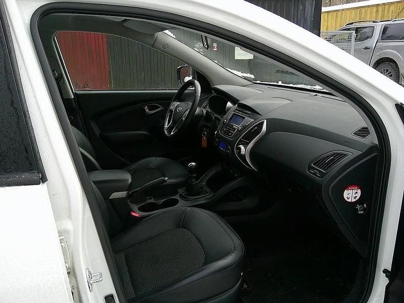 Begagnad Hyundai ix35 116 HK (85 kW) 2011 Vit SUV