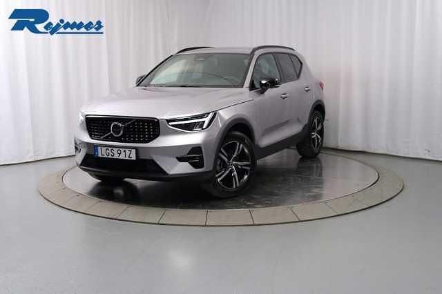 Begagnad 2026 Volvo XC40 SUV | 409 900 kr (Marknadspris) - Bild 1/4