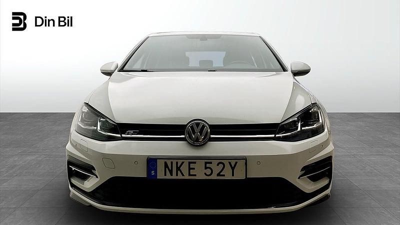 Begagnad VW Golf VII R-line 150 HK (110 kW) 2019 Pure white Halvkombi