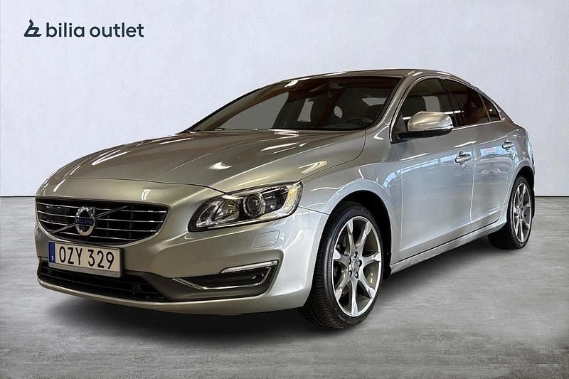 Silver Begagnad 2013 Volvo S60 Summum Sedan | 164 900 kr (Marknadspris) - Bild 1/3