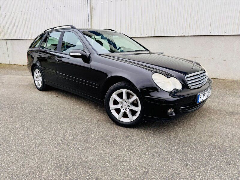 Svart Begagnad 2007 Mercedes C180 Kombi | 44 900 kr (Marknadspris) - Bild 1/4
