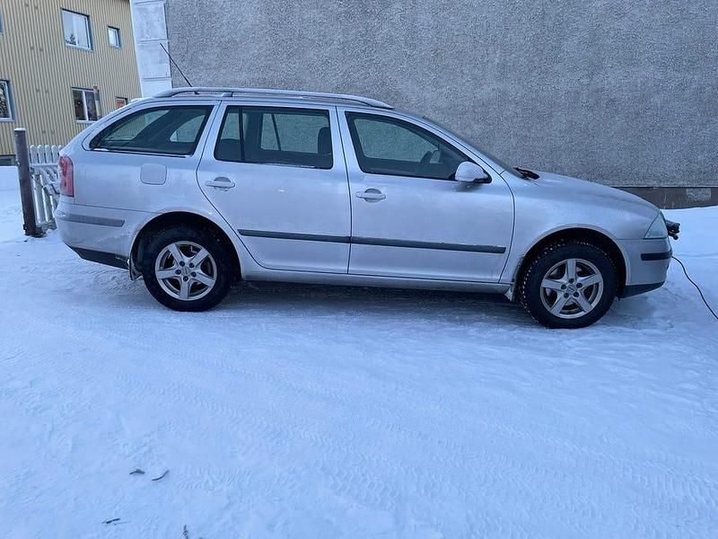 Begagnad Skoda Octavia 105 HK (77 kW) 2006 Kombi