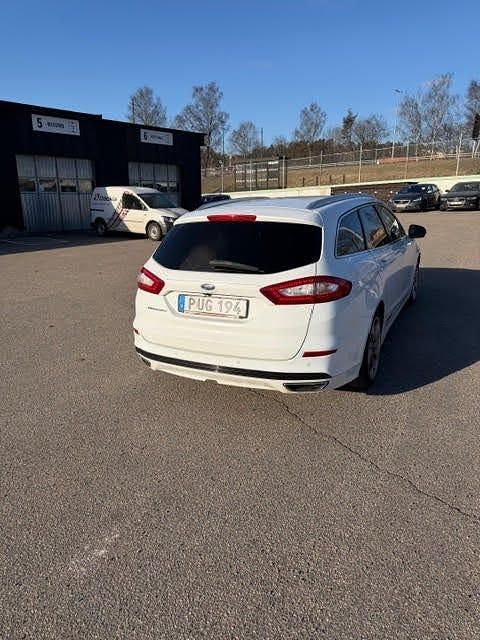 Begagnad Ford Mondeo 180 HK (132 kW) 2016 Kombi