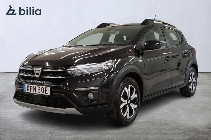 Svart Begagnad 2022 Dacia Sandero Comfort Halvkombi | 129 000 kr (Marknadspris) - Bild 1/3