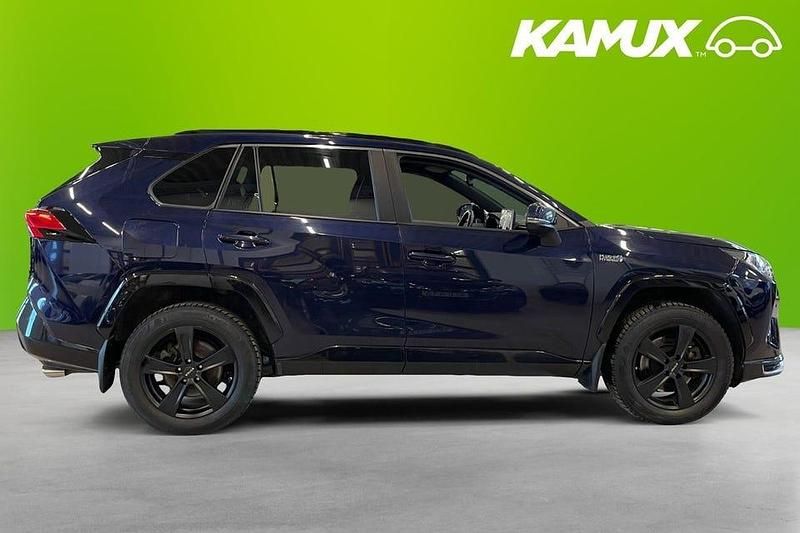 Begagnad Toyota RAV4 Edition 306 HK (225 kW) 2021 Blå SUV