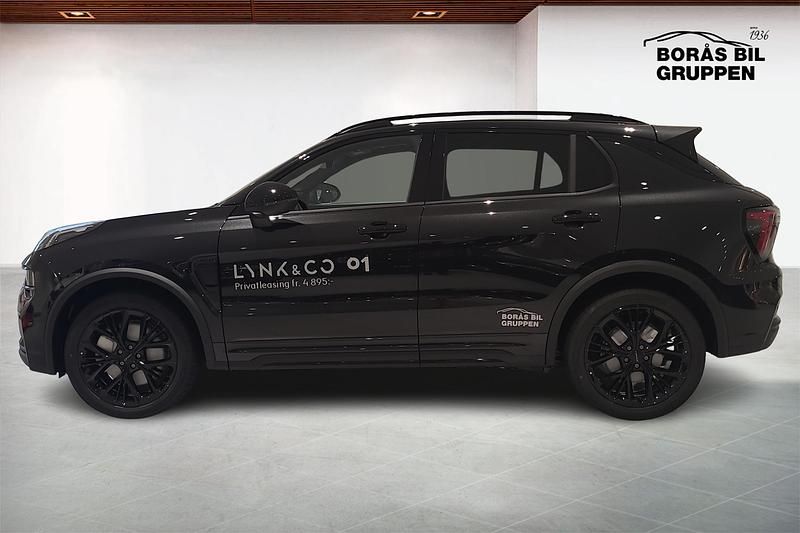 Ny Lynk & Co 01 283 HK (208 kW) 2025 Svart SUV