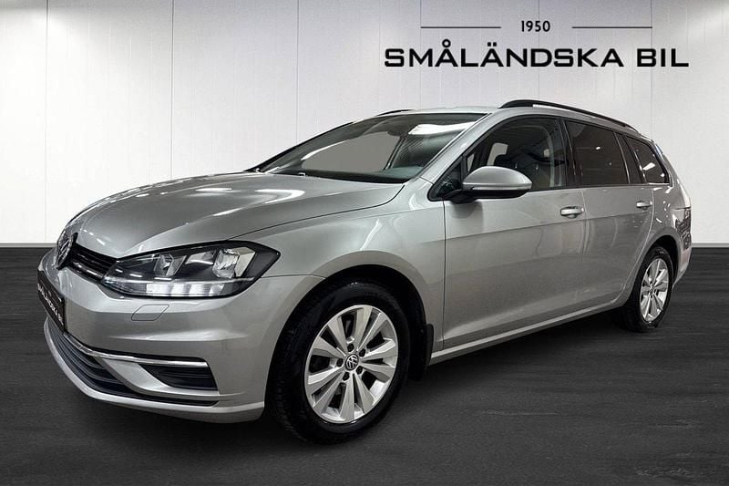Silver Begagnad 2017 VW Golf VII Kombi | 109 000 kr (Marknadspris) - Bild 1/4