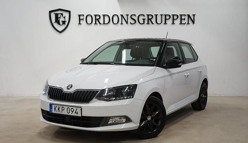 Begagnad Skoda Fabia Style 110 HK (80 kW) 2018 Vit Halvkombi