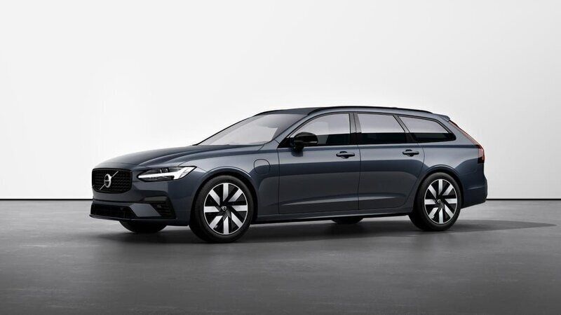 Mörkblå Begagnad 2025 Volvo V90 Plus Kombi | 539 800 kr (Marknadspris) - Bild 1/4
