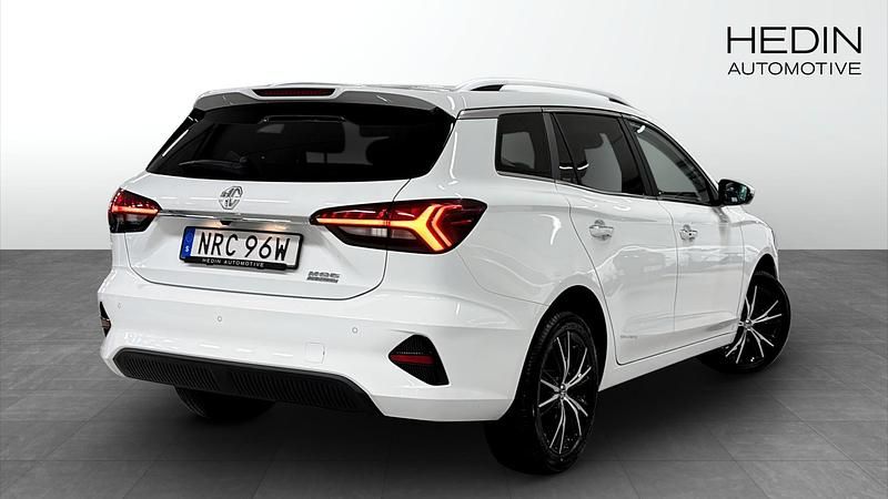 Begagnad MG MG5 EV 150 kW (204 HK) 2022 Vit (white) Kombi