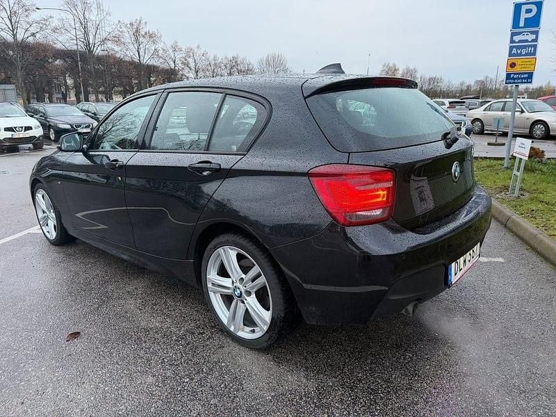 Begagnad BMW 116 M Sport 136 HK (100 kW) 2014 Svart Halvkombi