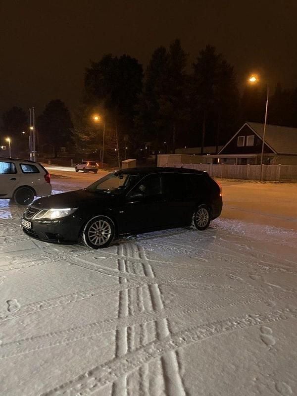 Begagnad 2008 Saab 9-3 Linear Kombi | 7 800 kr (Bra pris) - Bild 1/4