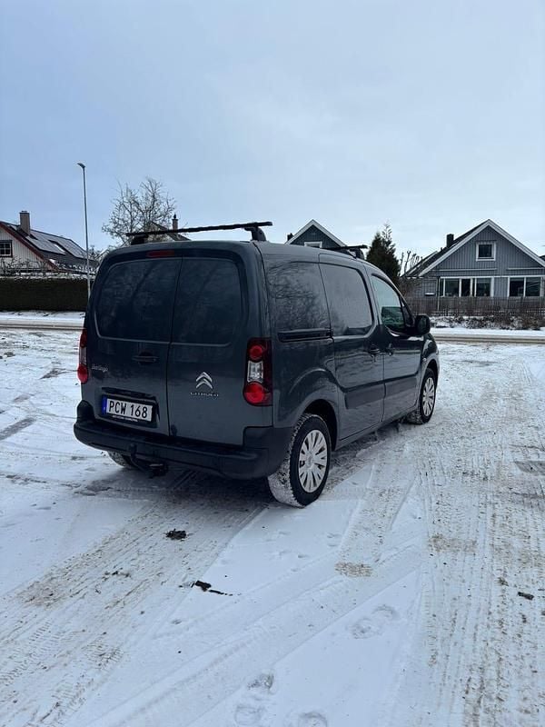 Begagnad Citroën Berlingo 75 HK (55 kW) 2016 Minibuss