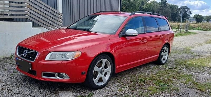 Begagnad 2011 Volvo V70 R-Design Kombi | 60 000 kr (Marknadspris) - Bild 1/4